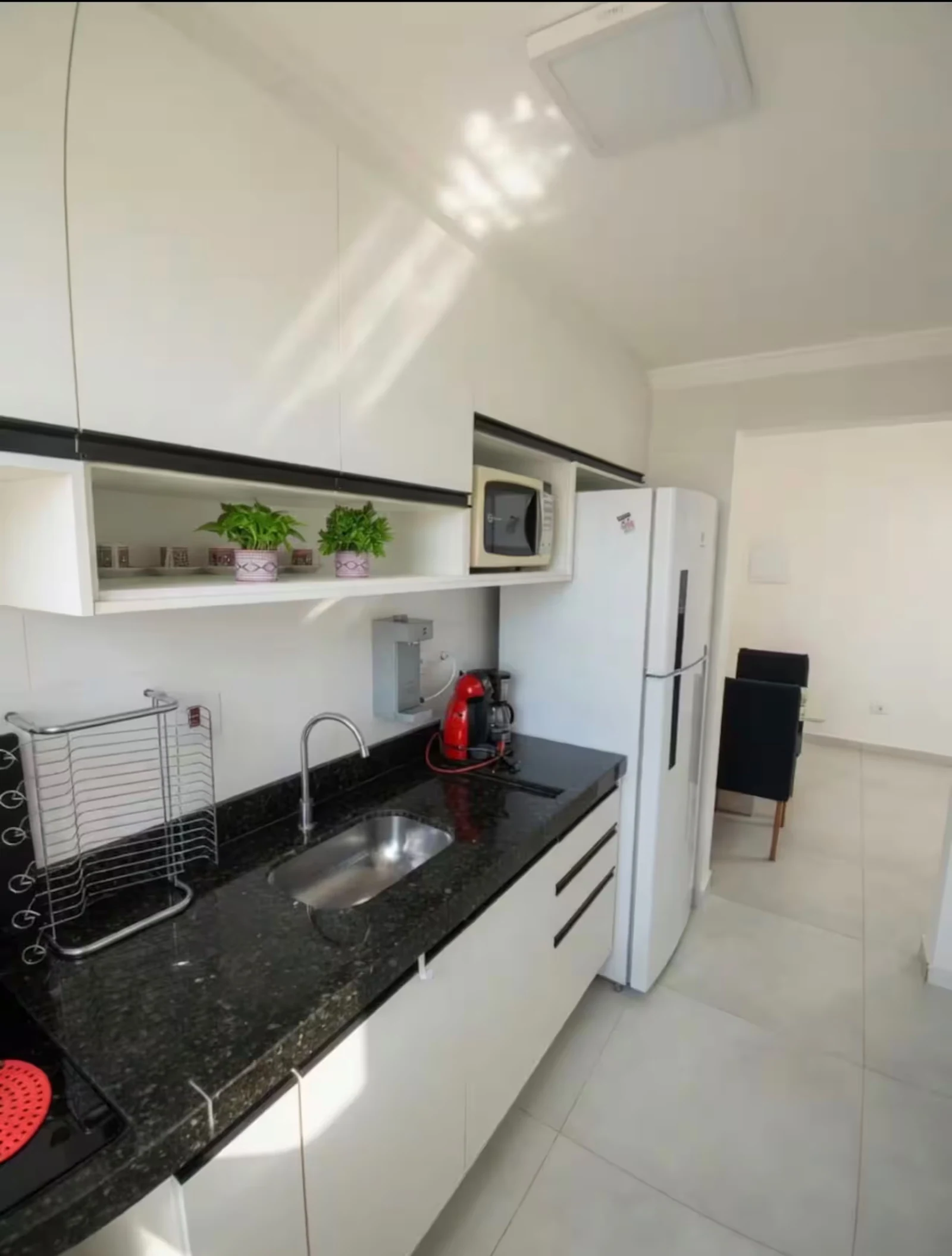 Equipped kitchen, beachfront apartment in Praia Grande
